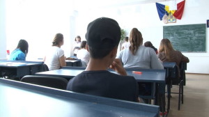 elevi de  la Liceul Goga Ionescu