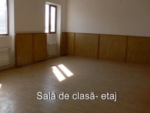 sala de clasa la etaj
